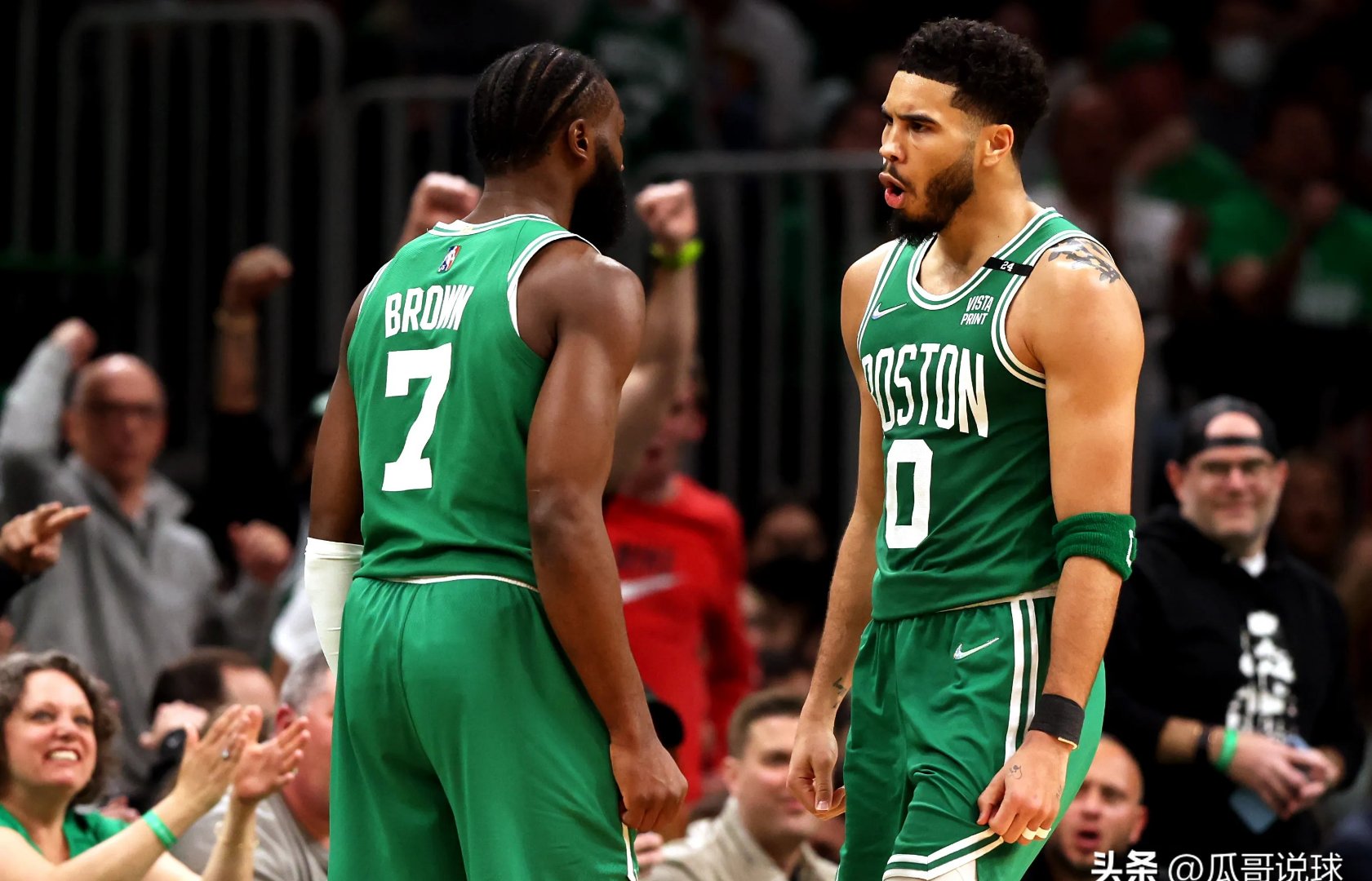 Xingkong-赛后洛杉矶湖人手感冰凉：德国杯节点到来；质疑声仍在；身体对抗强度拉满(湖人两名球员确诊)