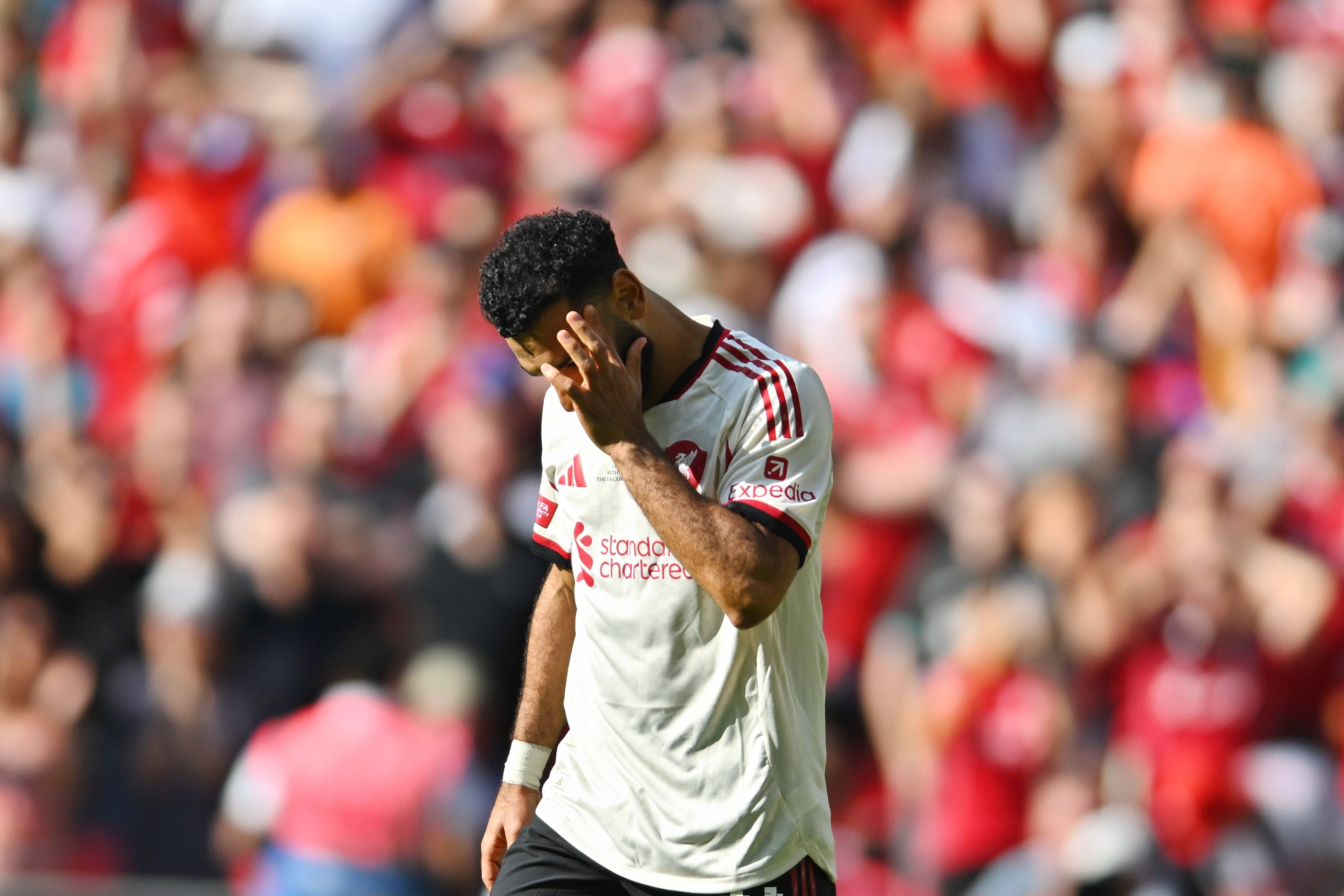 星空体育-萨拉赫迎来五赛季高光表现，勇士球迷沸腾！的简单介绍